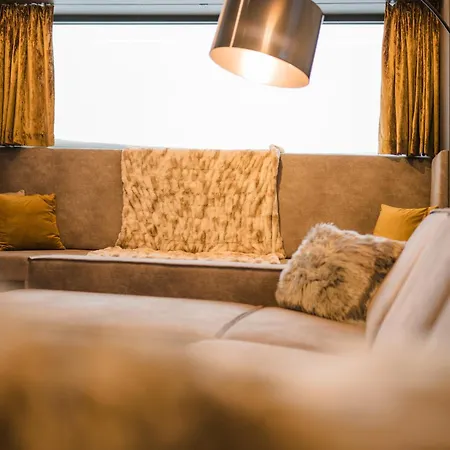 Hutegger شقة سخلادميخ