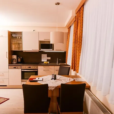 Hutegger Daire Schladming